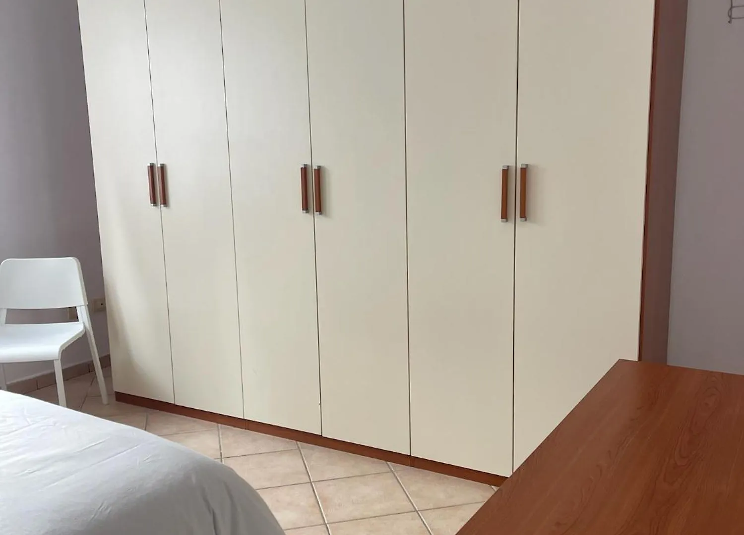 アパート Hom - Appartamento Fino A 7 Posti Letto Comodo Al Centro Storico, Al Casello A1 E Alla Stazione Av レッジョ・エミリア