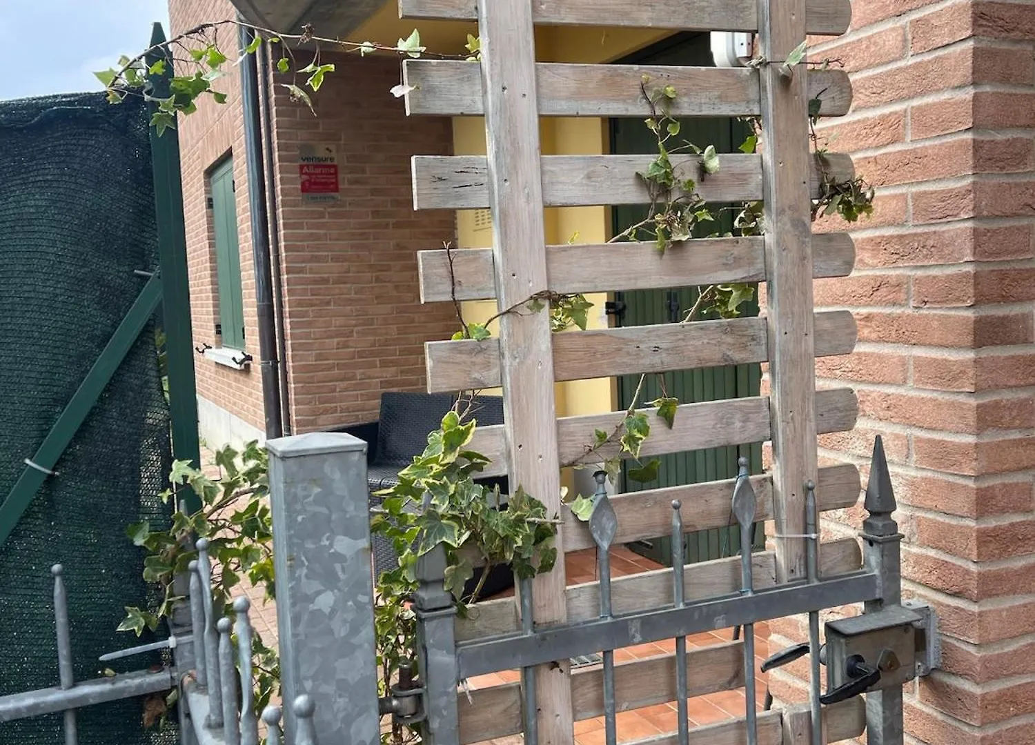Hom - Appartamento Fino A 7 Posti Letto Comodo Al Centro Storico, Al Casello A1 E Alla Stazione Av レッジョ・エミリア イタリア